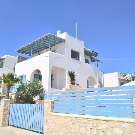 Villa Danae - Seaside Villa With Pool & Hot Tub Piso Livadi Eksteriør billede