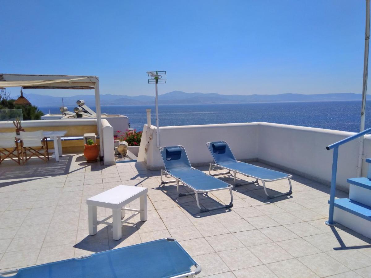 Villa Danae - Seaside Villa With Pool & Hot Tub Piso Livadi Eksteriør billede