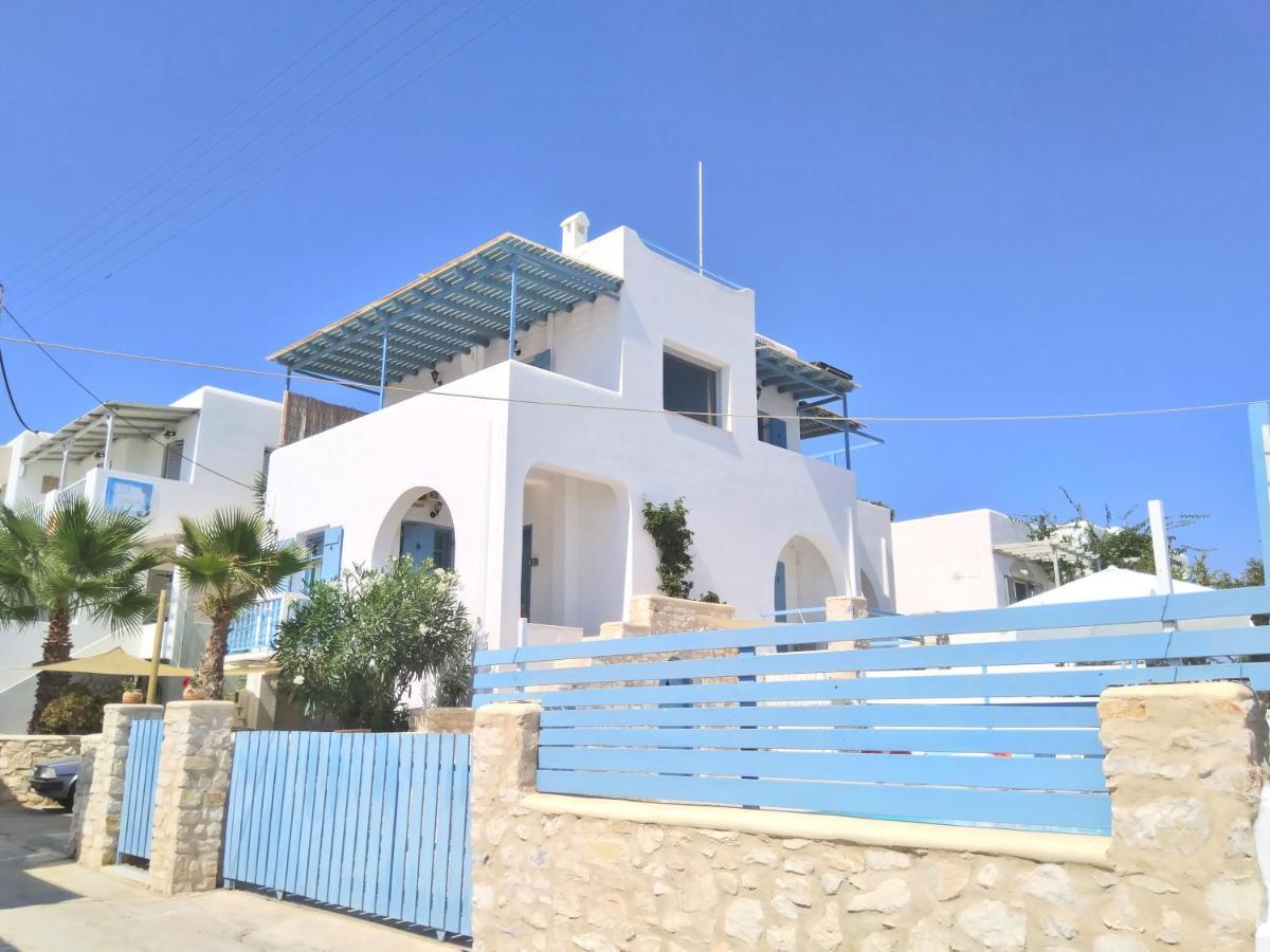 Villa Danae - Seaside Villa With Pool & Hot Tub Piso Livadi Eksteriør billede