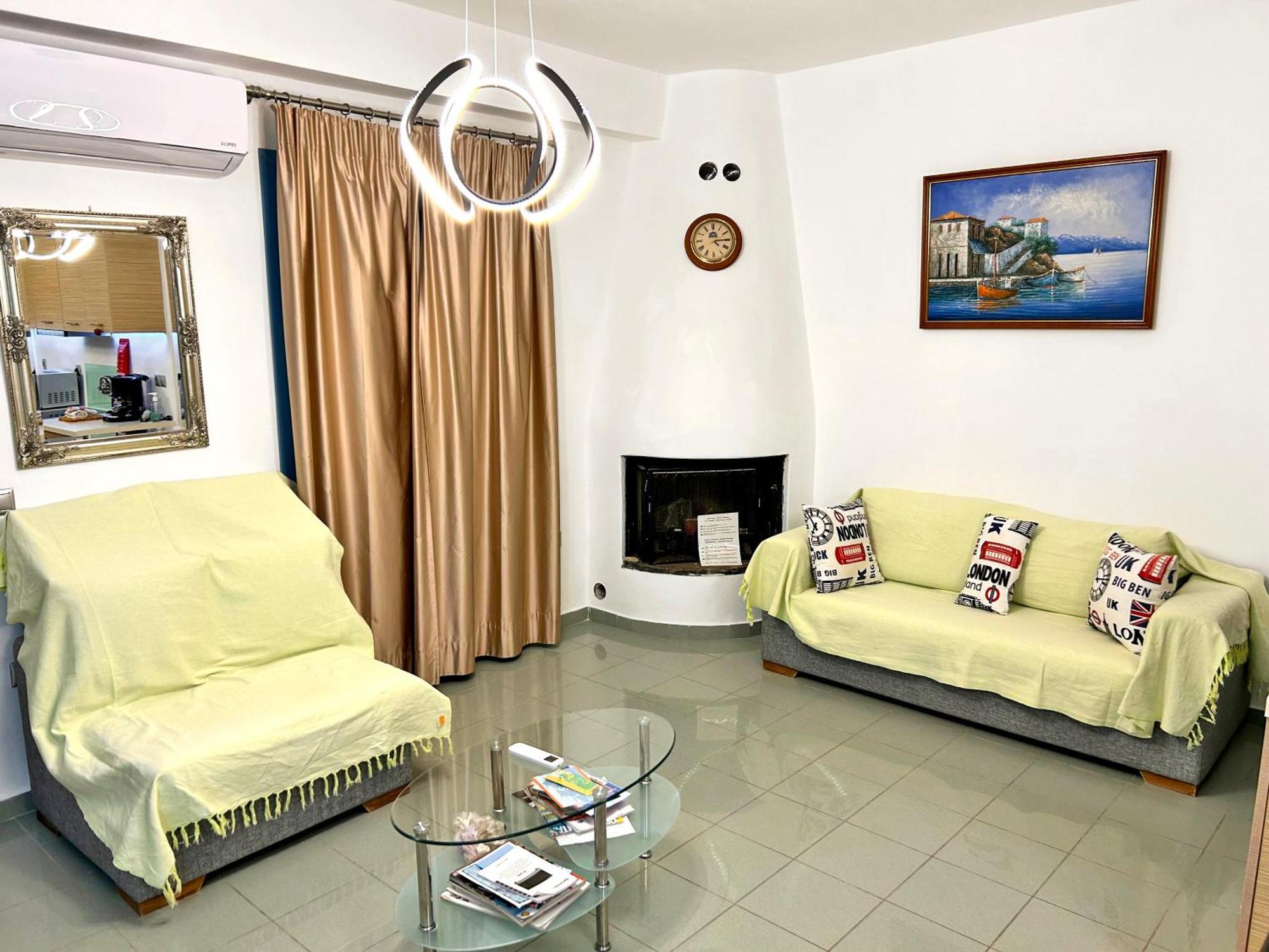 Villa Danae - Seaside Villa With Pool & Hot Tub Piso Livadi Eksteriør billede