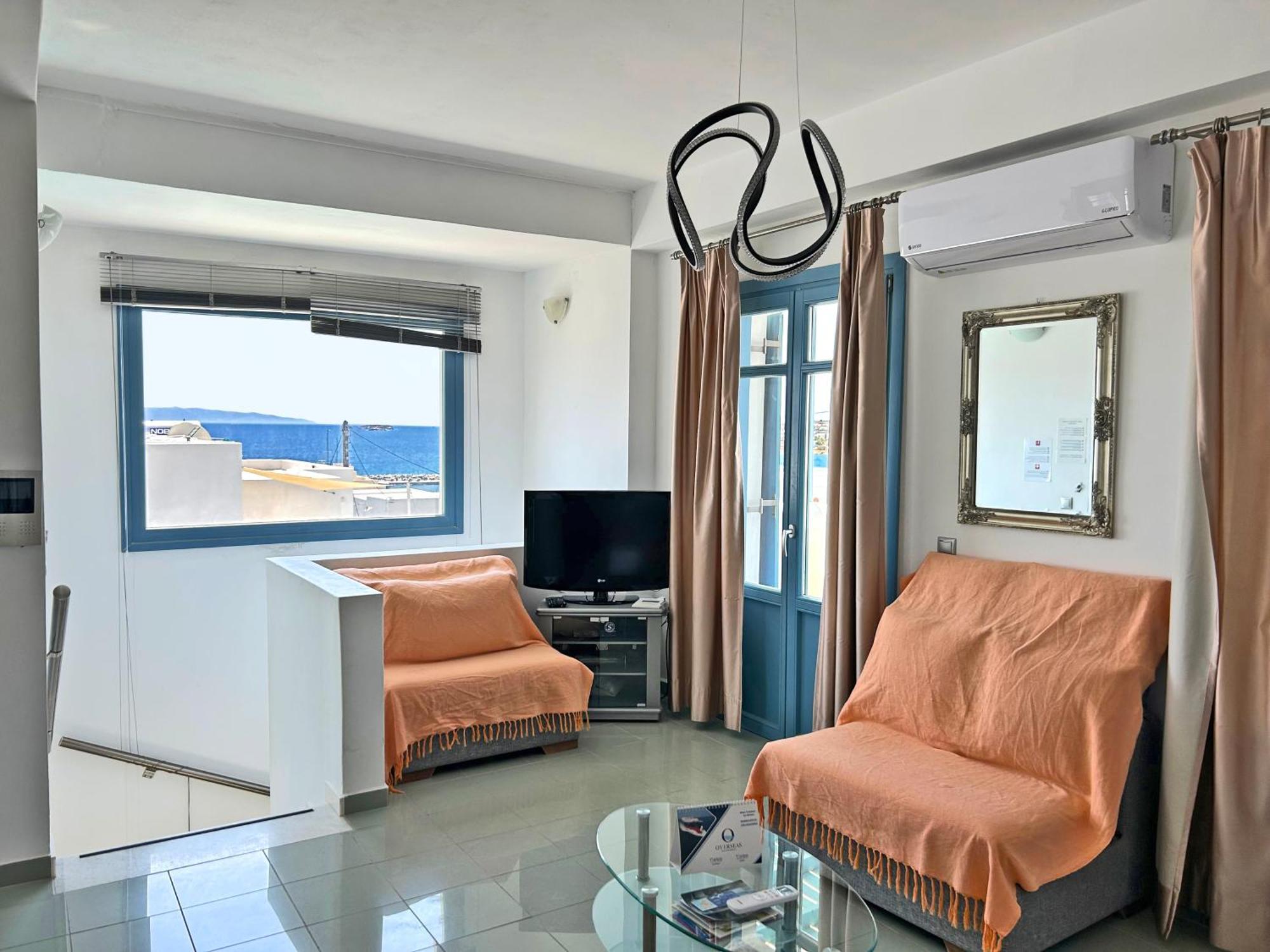 Villa Danae - Seaside Villa With Pool & Hot Tub Piso Livadi Eksteriør billede