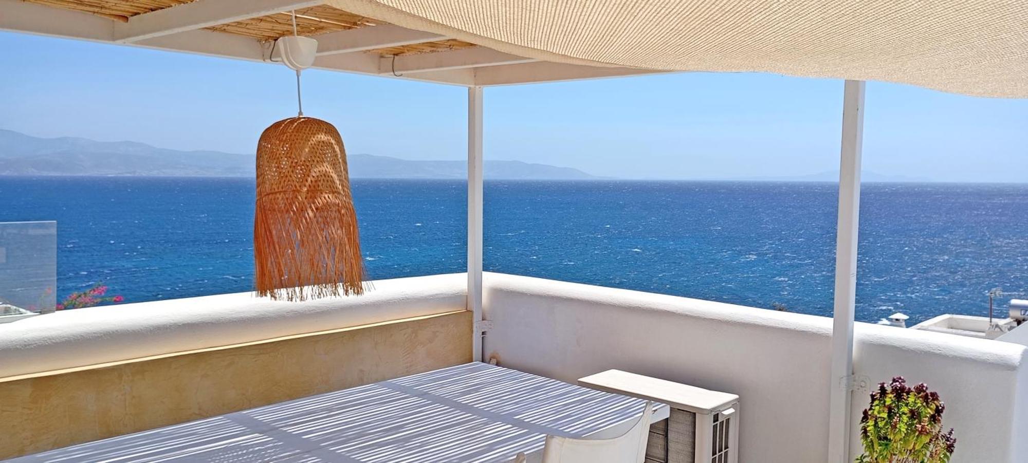 Villa Danae - Seaside Villa With Pool & Hot Tub Piso Livadi Eksteriør billede